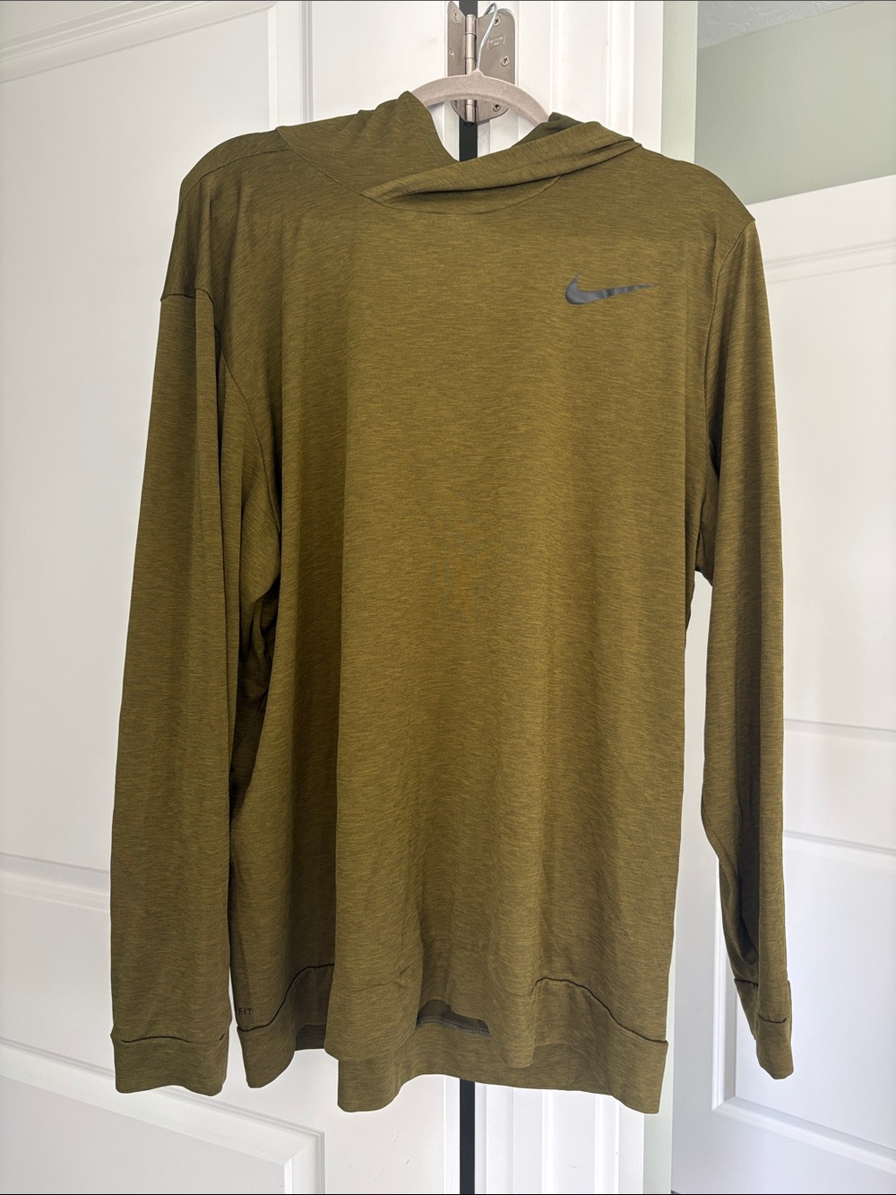 Nike Olive Green Men’s Lightweight Hooded Long-Sleeve Shirt